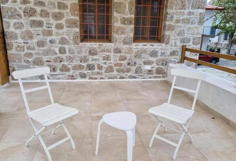 בית מלון כפרי Madran Evi