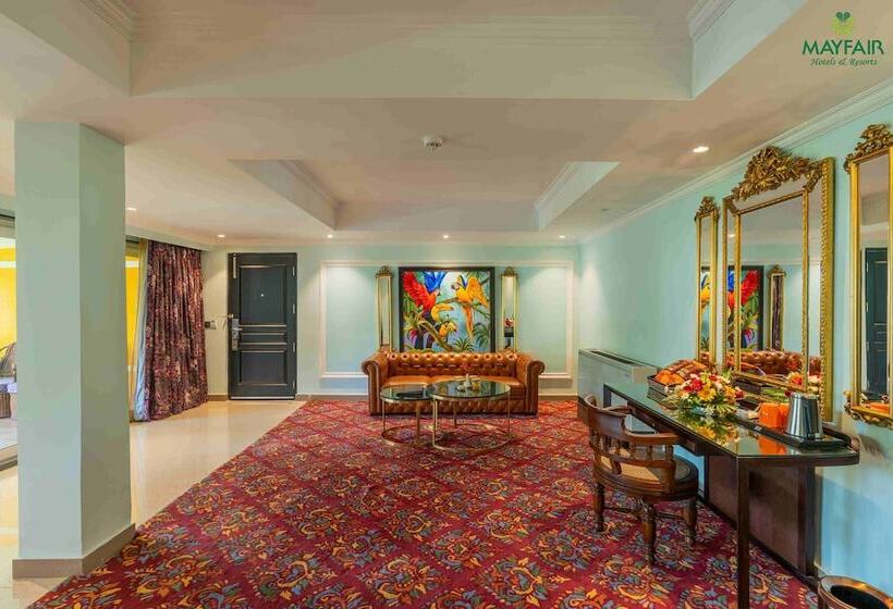 호텔 Mayfair Spring Valley Resort Guwahati