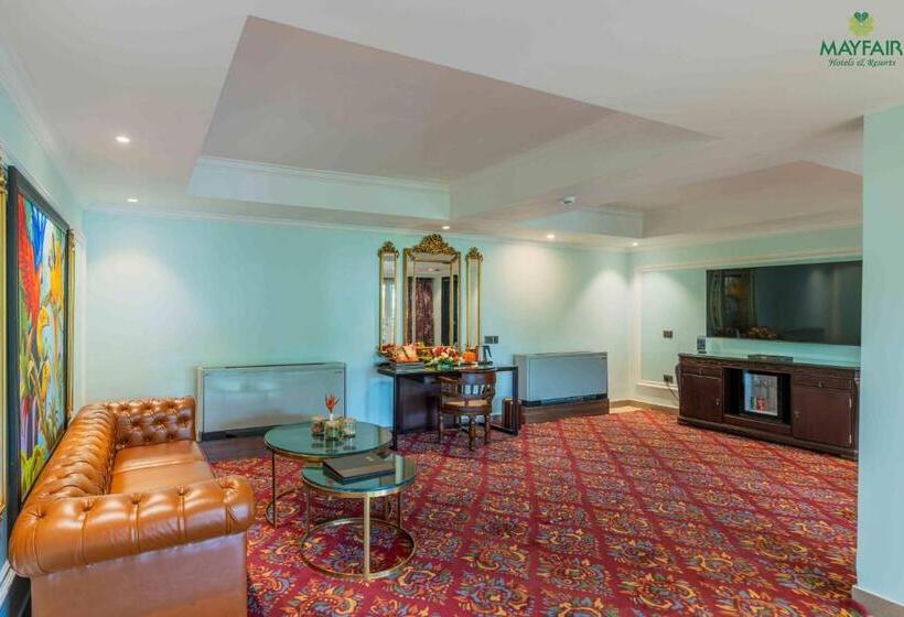 בית מלון כפרי Mayfair Spring Valley Resort Guwahati