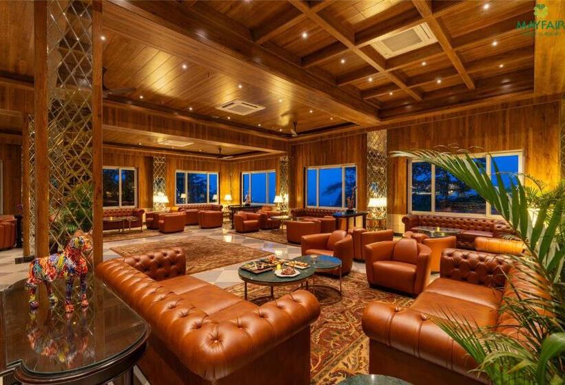 בית מלון כפרי Mayfair Spring Valley Resort Guwahati