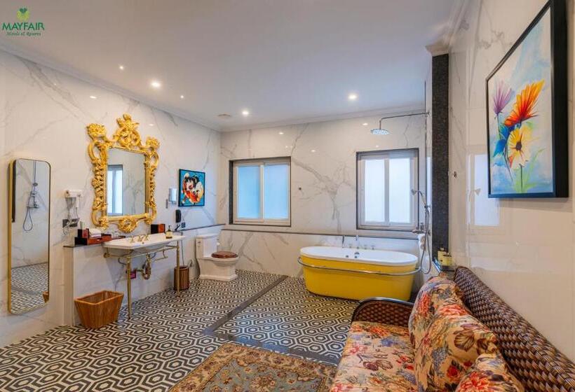 호텔 Mayfair Spring Valley Resort Guwahati