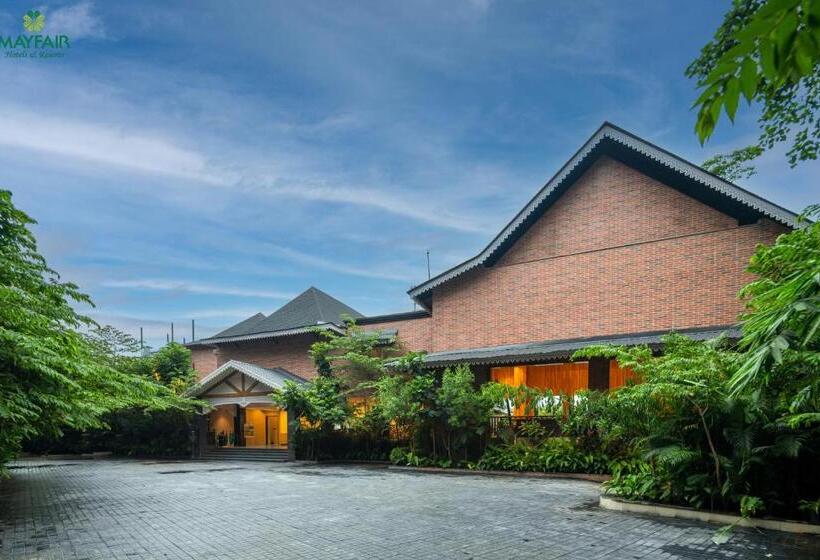 호텔 Mayfair Spring Valley Resort Guwahati