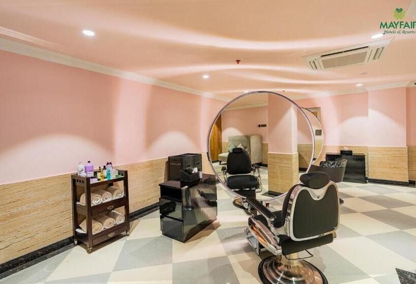 فندق Mayfair Spring Valley Resort Guwahati