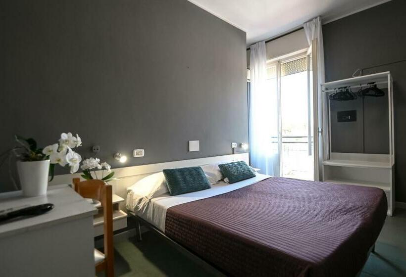 בית מלון כפרי Montebello Nuova Gestione