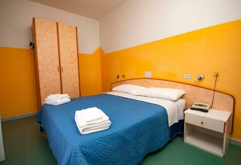 בית מלון כפרי Montebello Nuova Gestione