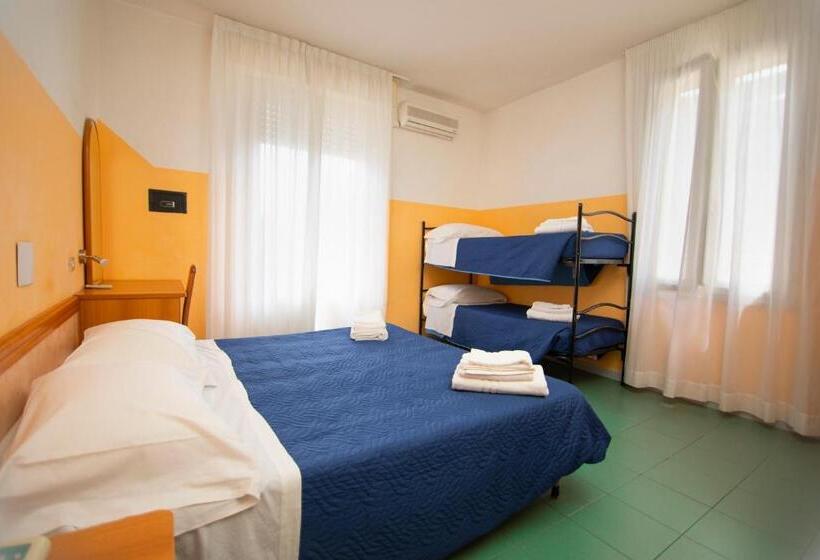 בית מלון כפרי Montebello Nuova Gestione