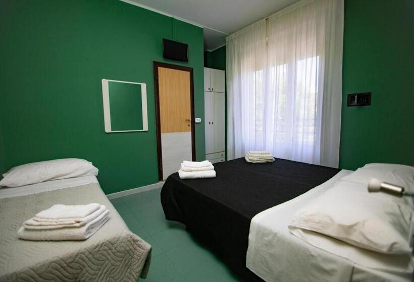 בית מלון כפרי Montebello Nuova Gestione