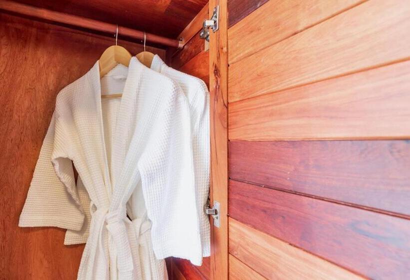 ホテル Otres Beach