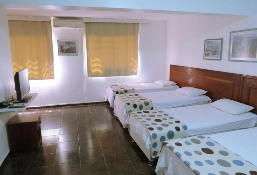 בית מלון כפרי Pousada Suites