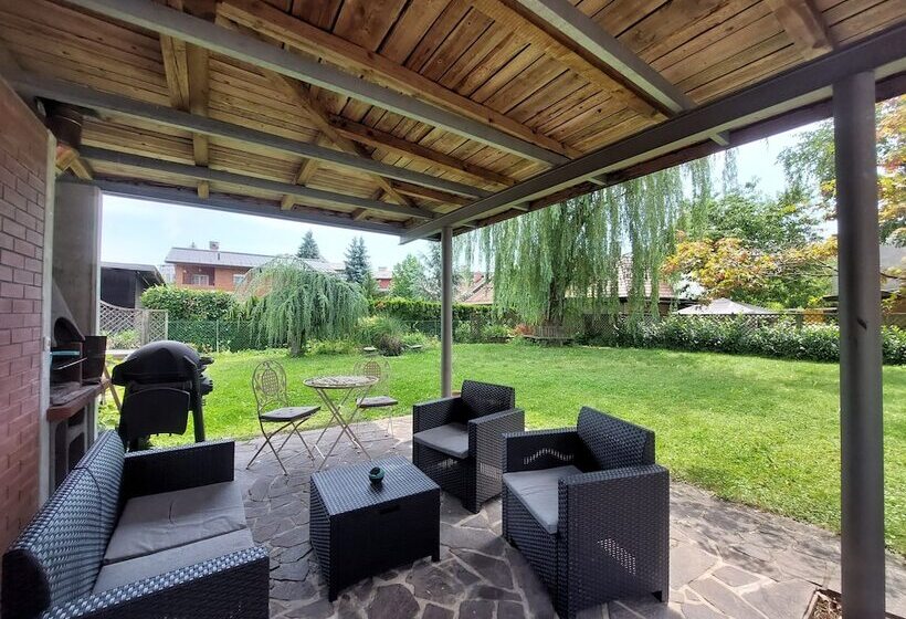 هتل Rose House   Greenline Accomodations