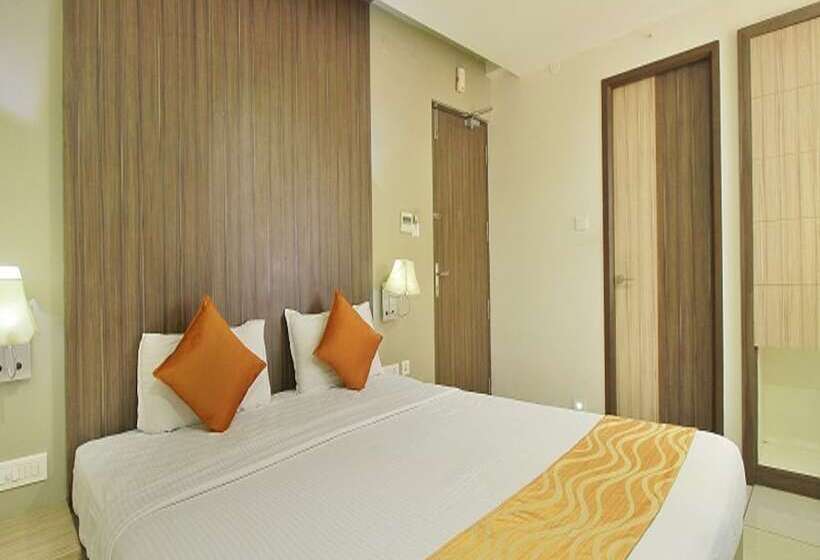 فندق Ranas Residency