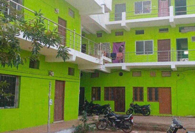 Отель Spot On Garima Palace