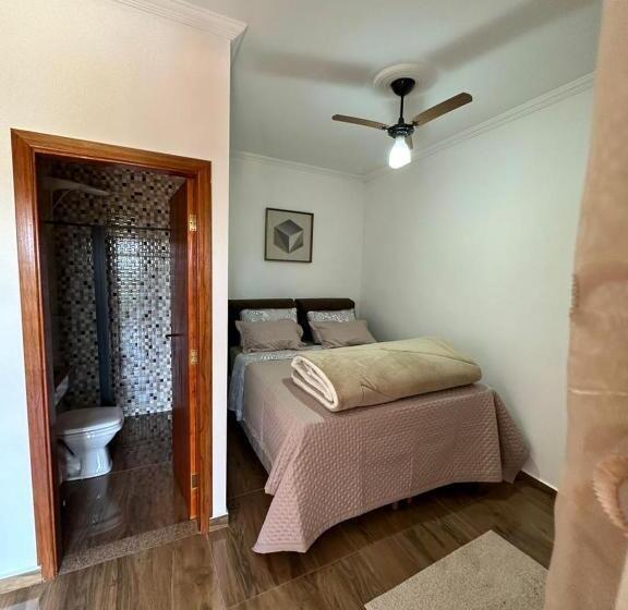 酒店 Suítes 4 Estações