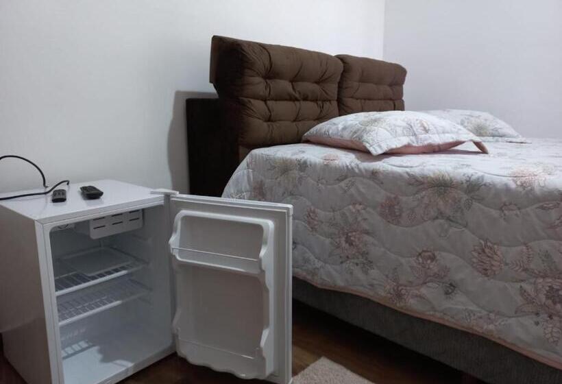 酒店 Suítes 4 Estações