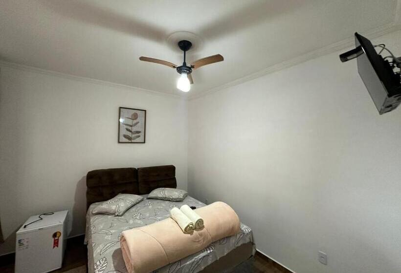 酒店 Suítes 4 Estações