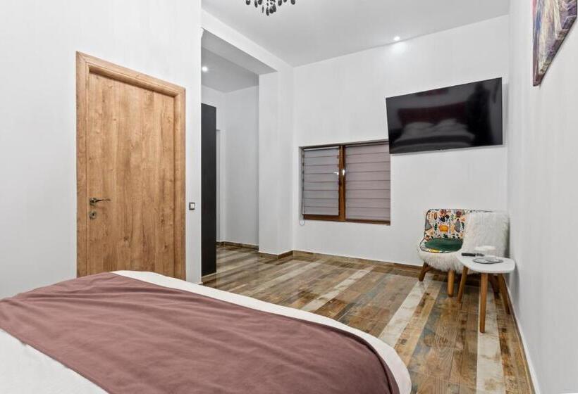 בית מלון כפרי Transylvania House
