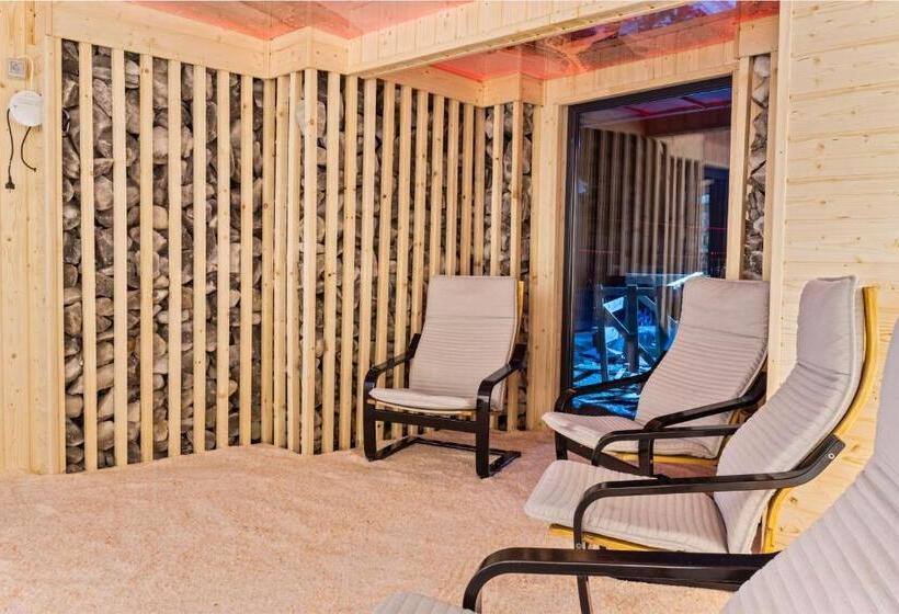 호텔 Transylvania House