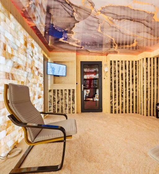 ホテル Transylvania House