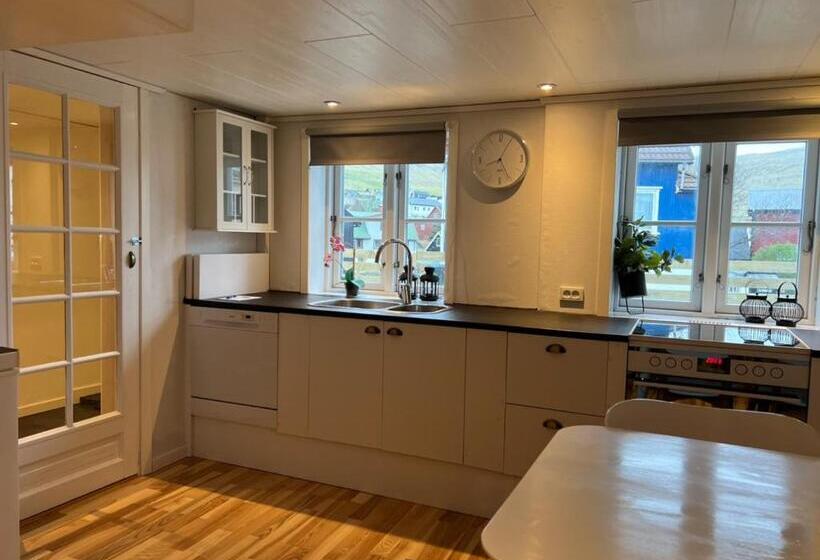 פנסיון Cory & Torfinn House