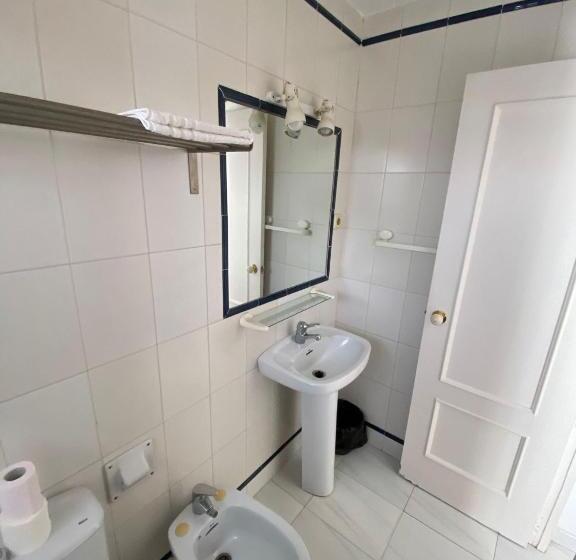 Пансион Hostal Carlos Iii