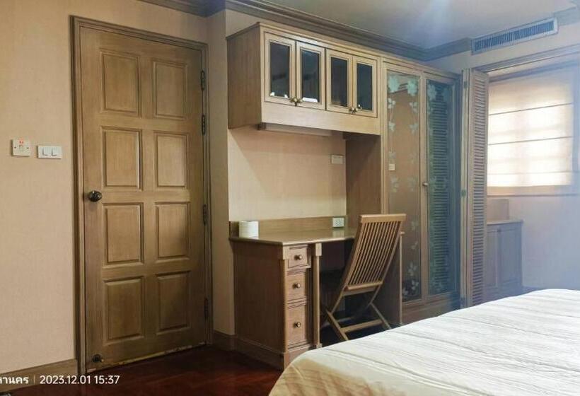 Smile Residence At Kaset Sena