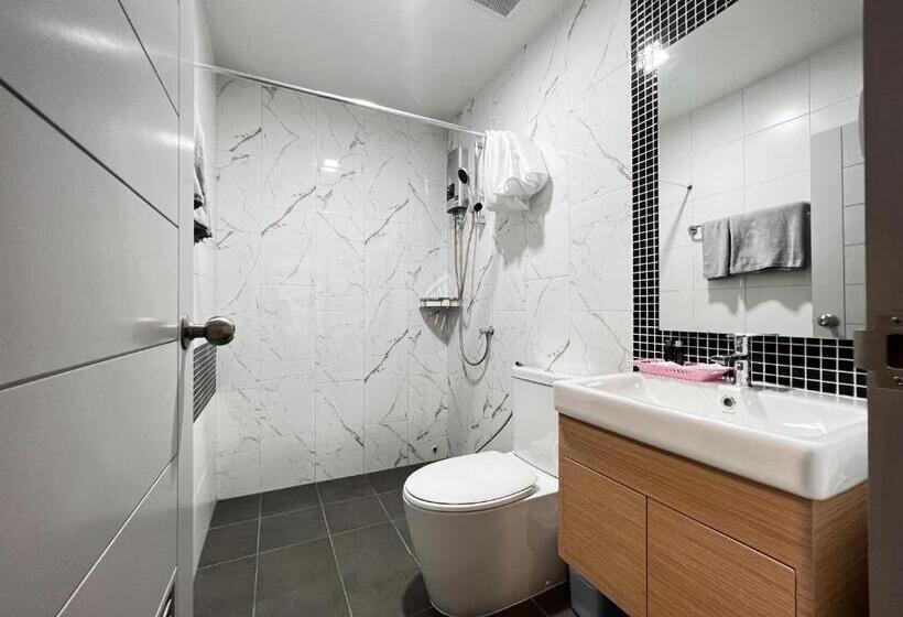 Smile Residence At Kaset Sena