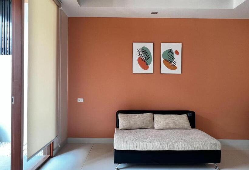 Smile Residence At Kaset Sena