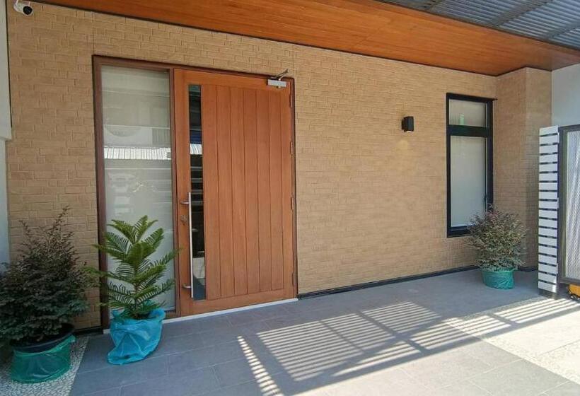 Smile Residence At Kaset Sena