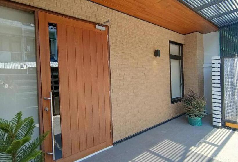 Smile Residence At Kaset Sena