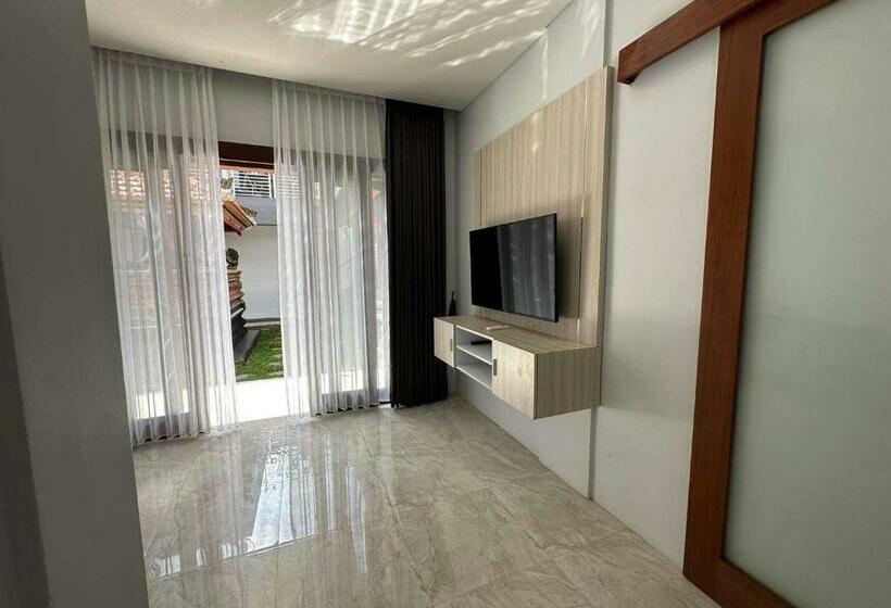 Anchor Guest Rooms At Dukuh Sagara