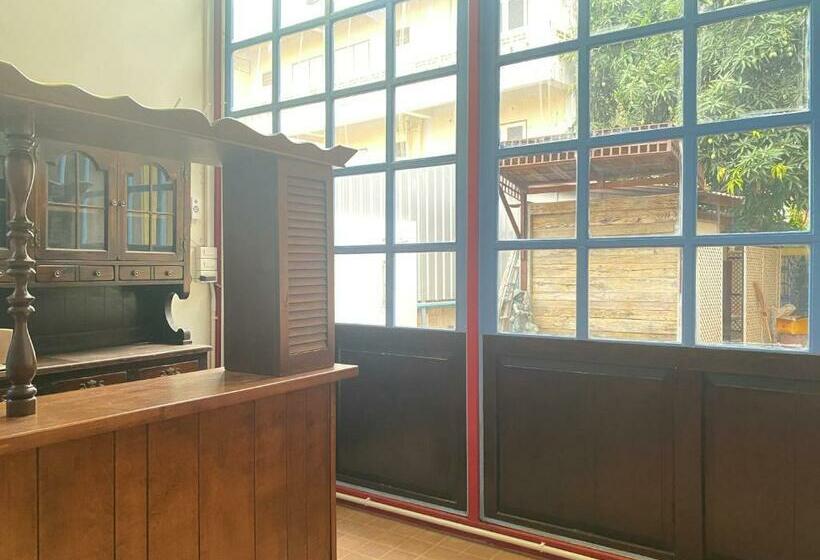 مبيت وإفطار Dream House Lodge