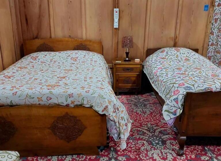 住宿加早餐  Houseboat New Mexico