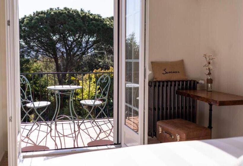 Bed and Breakfast Mas Del Flor