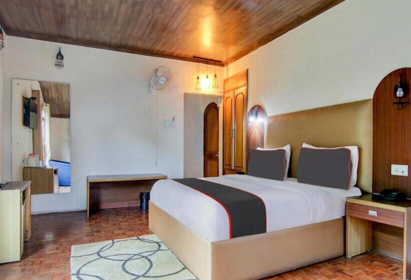 Fabhotel Mayra Grand