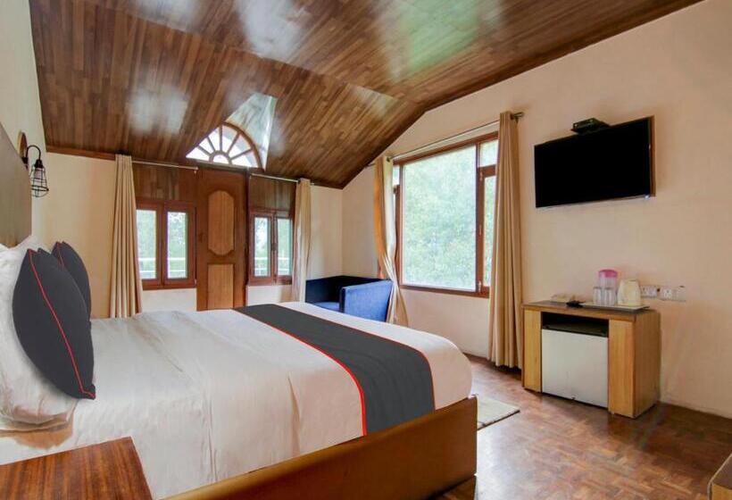 Fabhotel Mayra Grand