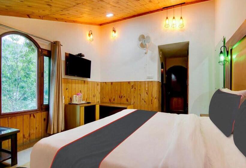 Fabhotel Mayra Grand