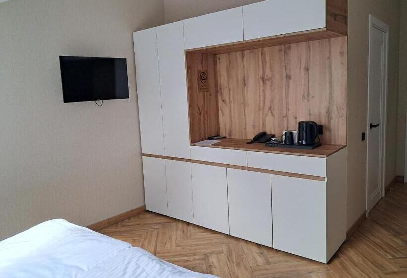 هتل полінарія козятин