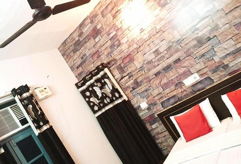 酒店 Barak S Stays    Lpu Law Gate    Couples, Parents, Students Favourite