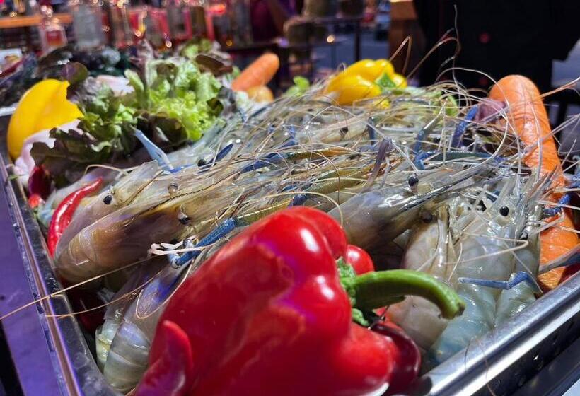 هتل Darling Harbour Residence   South Pattaya