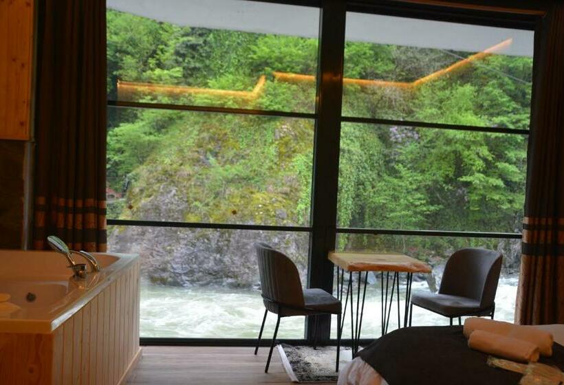 فندق Doğal Sui̇t Bungalov