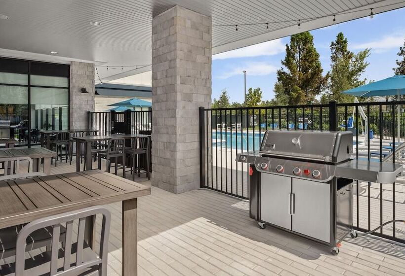 בית מלון כפרי Home2 Suites By Hilton Orlando Southeast Nona