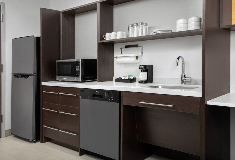 فندق Home2 Suites By Hilton Orlando Southeast Nona