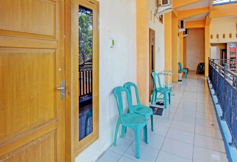 호텔 Sakeena Syariah Purwodadi Redpartner