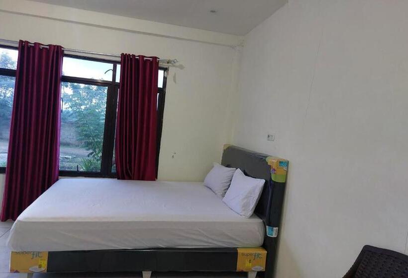 ホテル Oyo 92545 Wawi Kadio Homestay