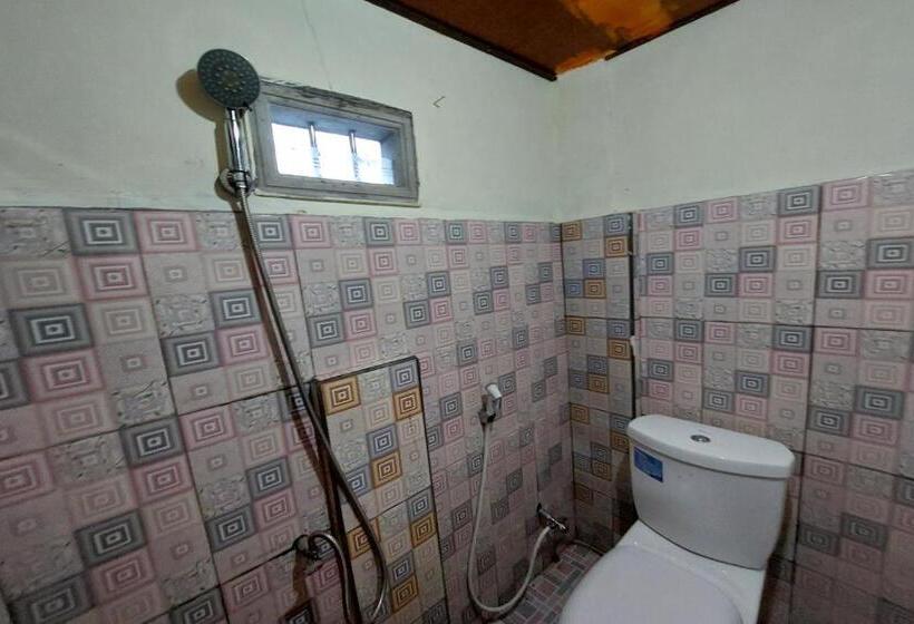 ホテル Oyo 92545 Wawi Kadio Homestay