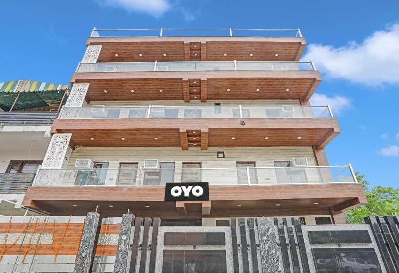 هتل O Moon Light Residency