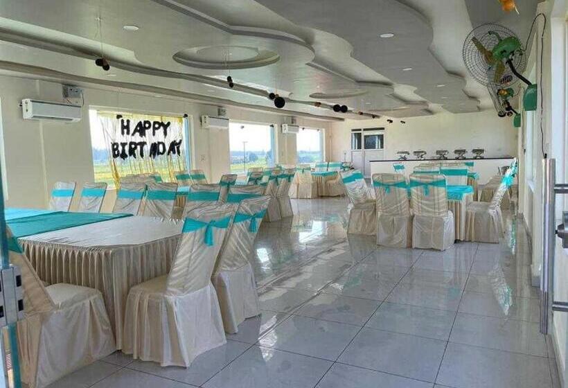 فندق Oyo Flagship 81235 Ho Fun Park