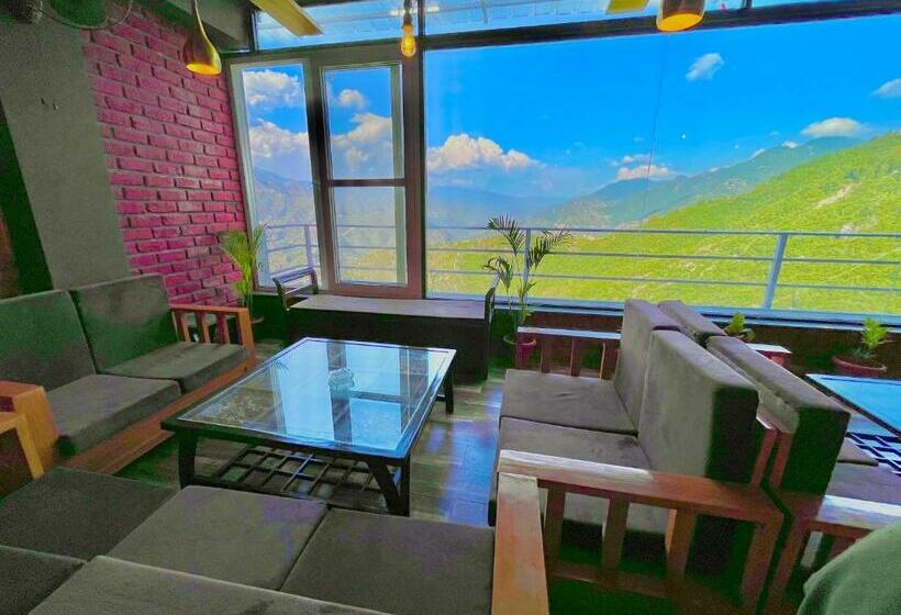 בית מלון כפרי Pine Rock Mountain View, Mussoorie