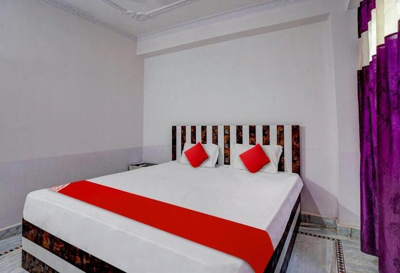 בית מלון כפרי Season 1