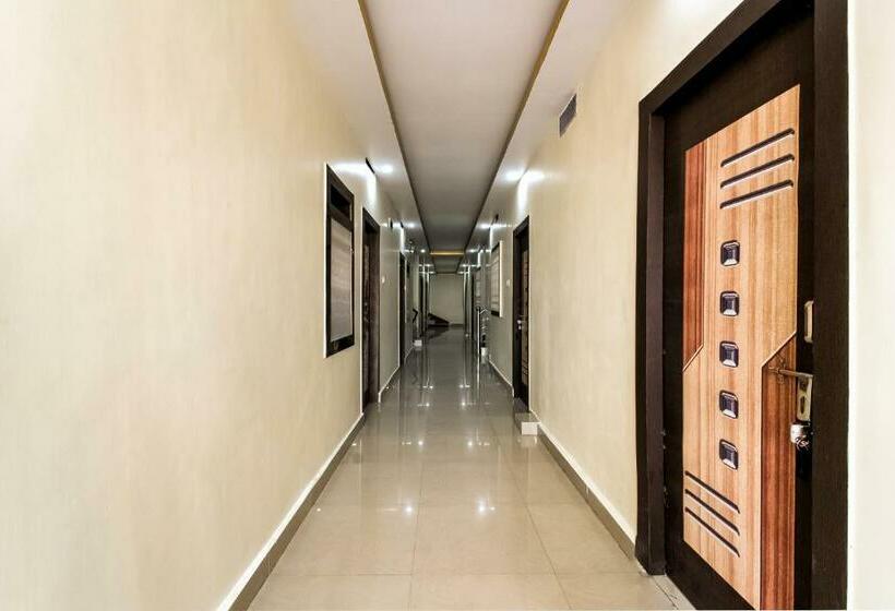 בית מלון כפרי Spot On 81255b Happy Guest House